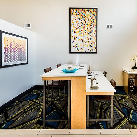 Holiday Inn Express & Suites Charlotte Arpt-Belmont By Ihg Exteriér fotografie
