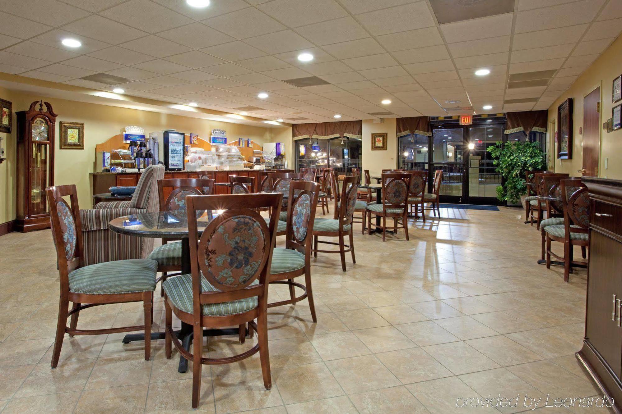 Holiday Inn Express & Suites Charlotte Arpt-Belmont By Ihg Exteriér fotografie