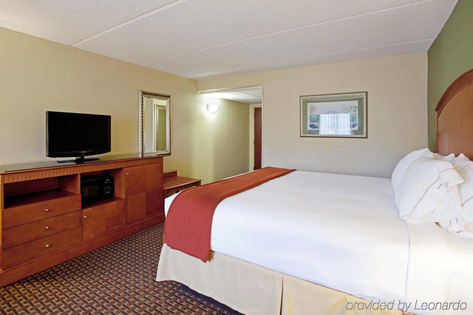 Holiday Inn Express & Suites Charlotte Arpt-Belmont By Ihg Pokoj fotografie